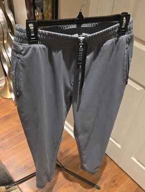 Sporto Men's Gray Athletic Joggers with Zip Pockets